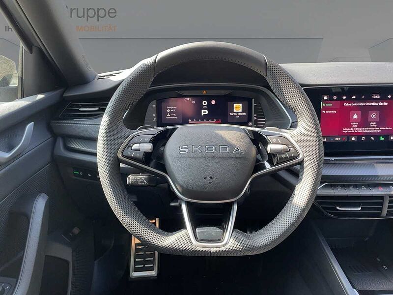 SKODA Octavia Combi 2.0 TDI W Sportline ACC LED Black
