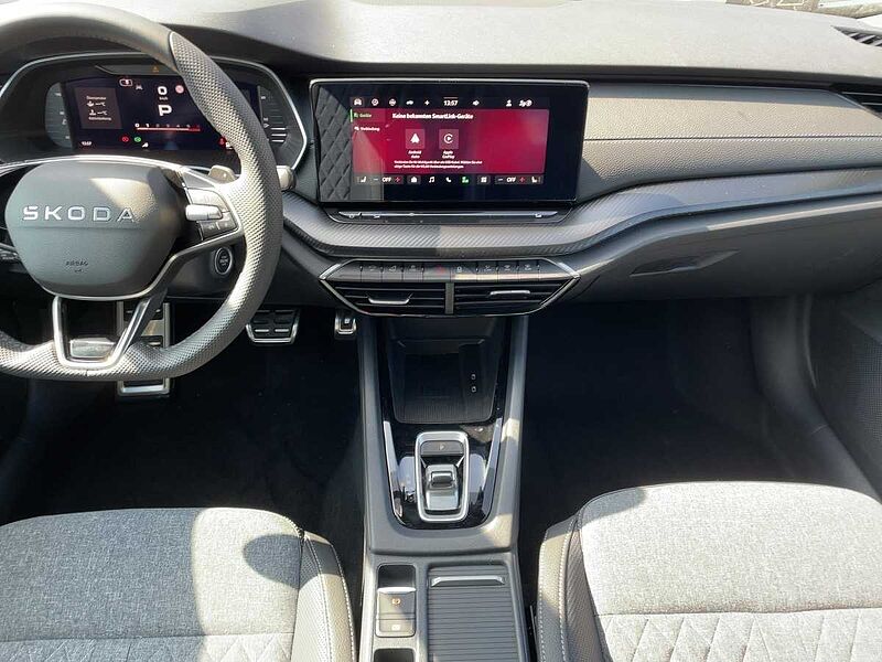 SKODA Octavia Combi 2.0 TDI W Sportline ACC LED Black