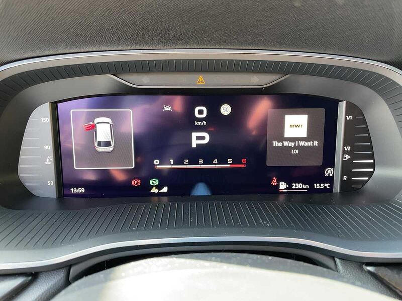 SKODA Octavia Combi 2.0 TDI W Sportline ACC LED Black