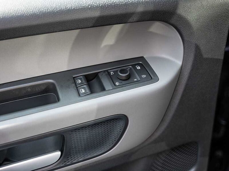 Volkswagen ID. Buzz Cargo Klima app connect AHK ID. Buzz