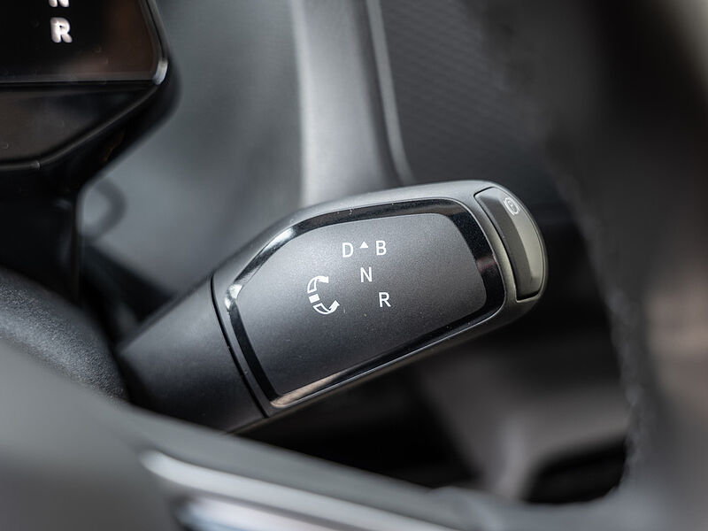 Volkswagen ID. Buzz Cargo AHK ACC app connect W
