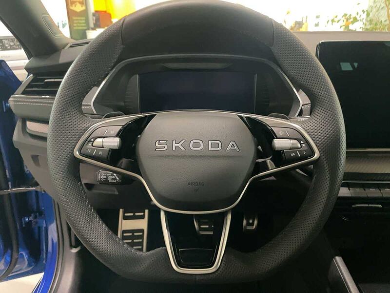 SKODA Octavia Combi 110kW 2.0 TDI Sportline AHK ACC W