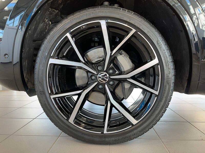 Volkswagen Touareg 3.0 V6 TDI 4Motion W R-Line AHK Navi