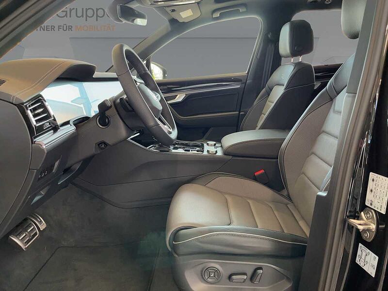 Volkswagen Touareg 3.0 V6 TDI 4Motion W R-Line AHK Navi