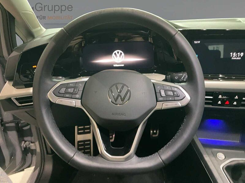 Volkswagen Golf VIII 1.5 TSI Move AHK Navi ACC Virt LED