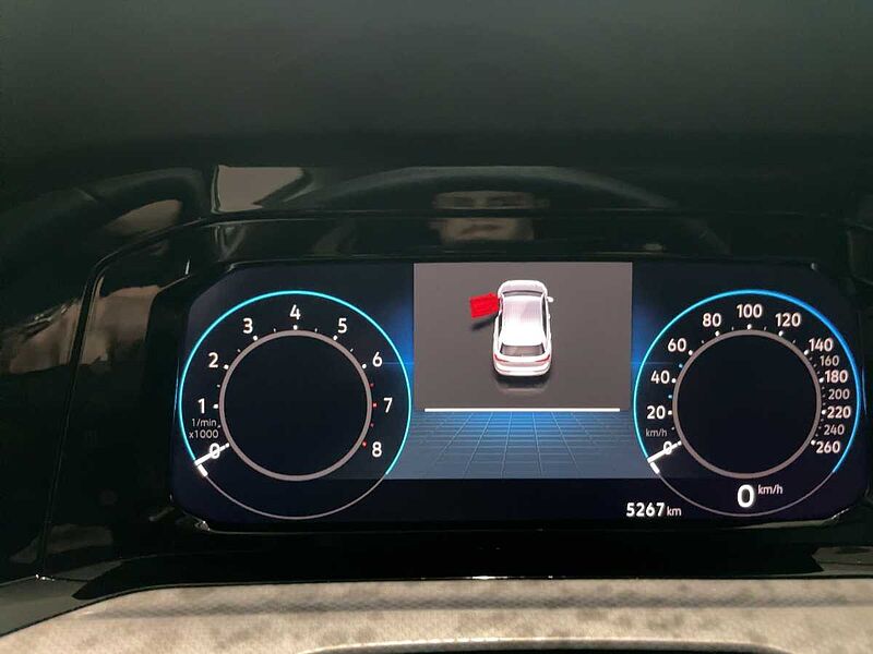 Volkswagen Golf VIII 1.5 TSI Move AHK Navi ACC Virt LED