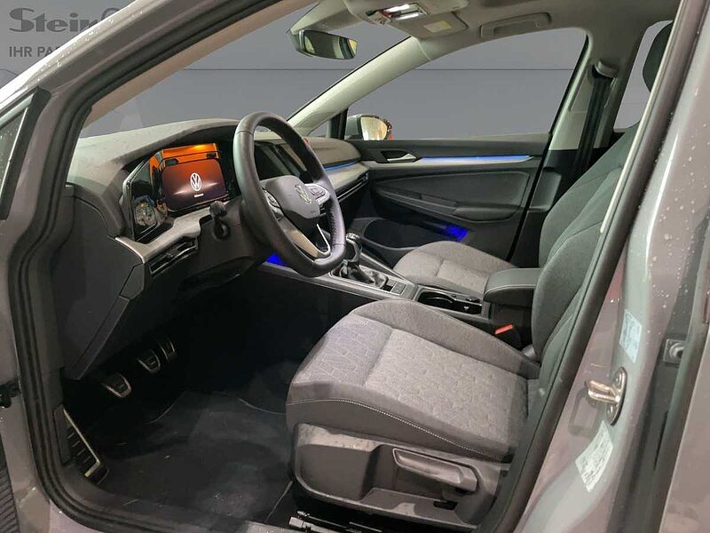Volkswagen Golf VIII 1.5 TSI Move AHK Navi ACC Virt LED