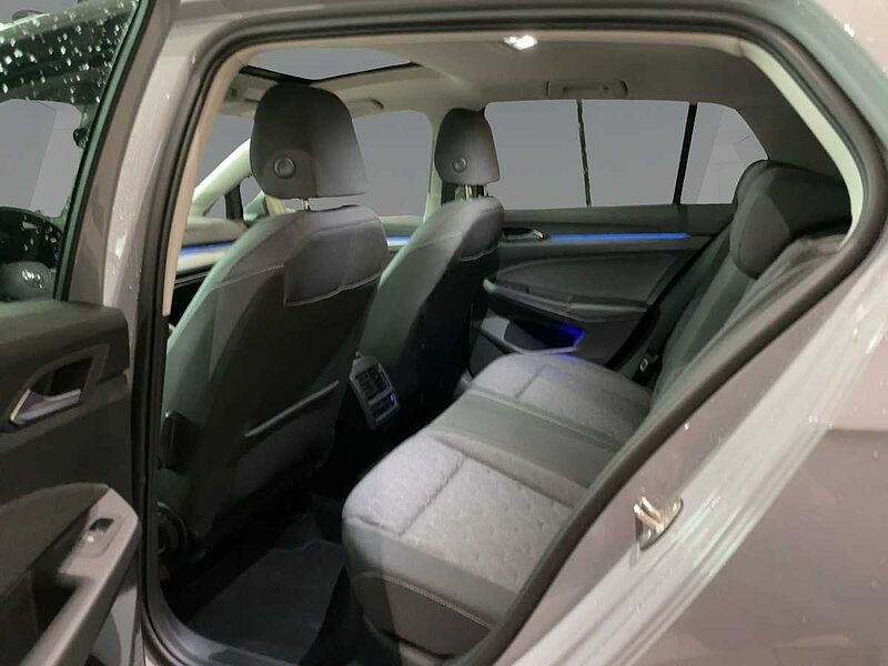 Volkswagen Golf VIII 1.5 TSI Move AHK Navi ACC Virt LED