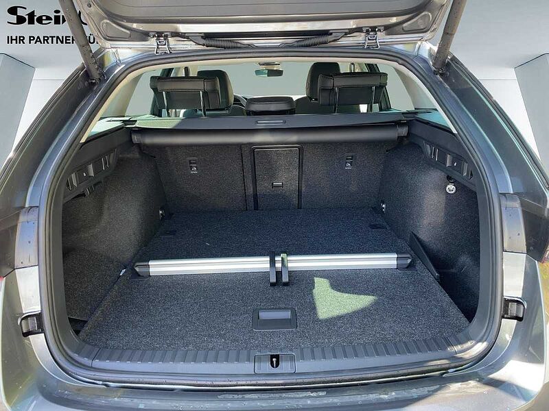 SKODA Octavia Combi 110kW 2.0 TDI Selection ACC Navi W