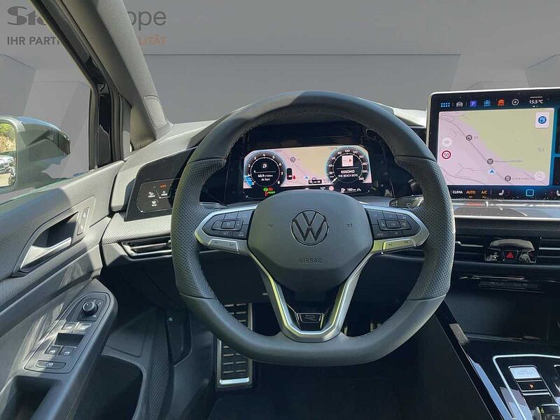 Volkswagen Golf VIII 1.5 eTSI W R-Line ACC Virt Navi LED