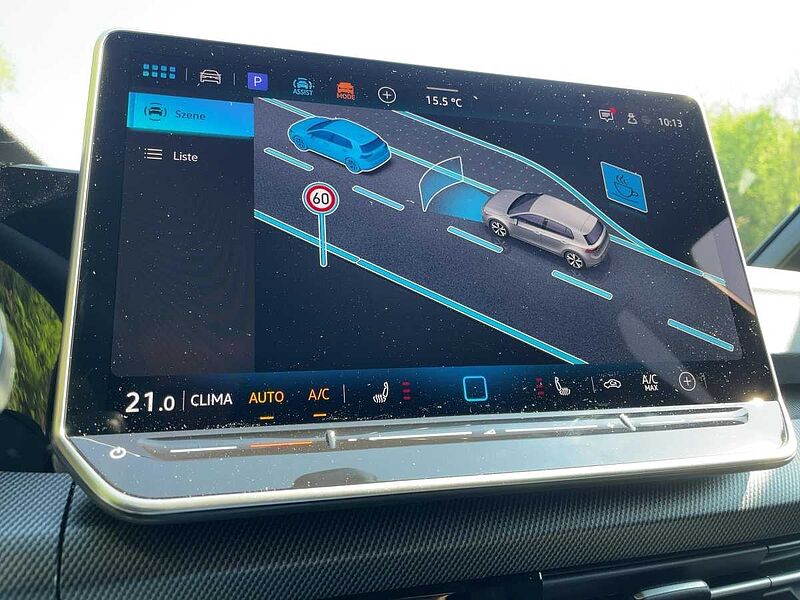 Volkswagen Golf VIII 1.5 eTSI W R-Line ACC Virt Navi LED
