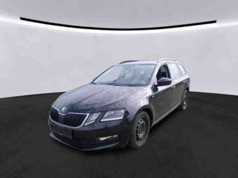 SKODA Octavia Combi 2.0 TDI Soleil AHK Navi ACC LED
