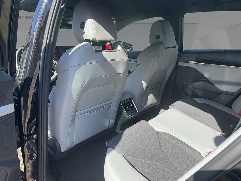 SKODA Elroq 85 Lodge Navi Virt LED PDC Kamera Alpha