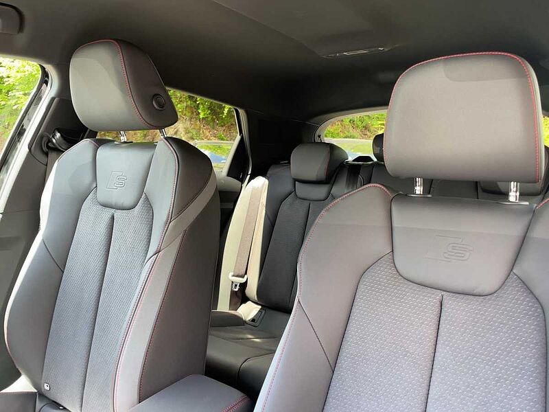Audi A1 Sportback S line TFSI 110kW SONOS NAVI KAMERA LED