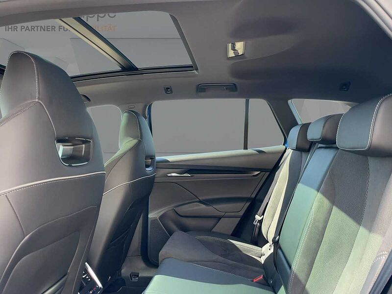 SKODA Enyaq x 80x Sportline AHK Navi ACC Virt LED PDC