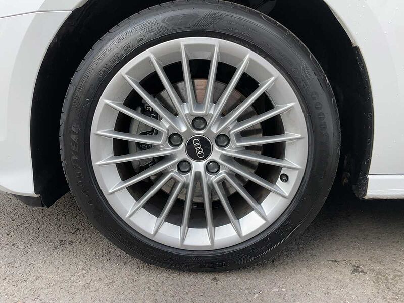 Audi A3 Sportback 40 1.4 TFSI e advanced Virt Navi S