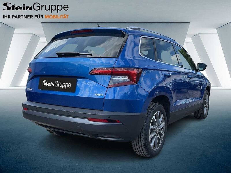 SKODA Karoq 2.0 TDI Clever AHK Navi ACC Virt LED PDC