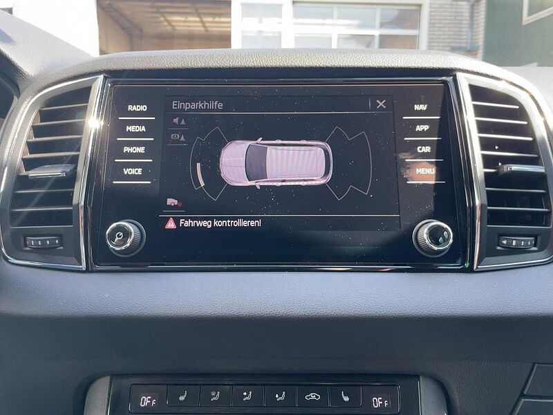 SKODA Karoq 1.0 TSI Tour Navi Virt LED PDC Kamera