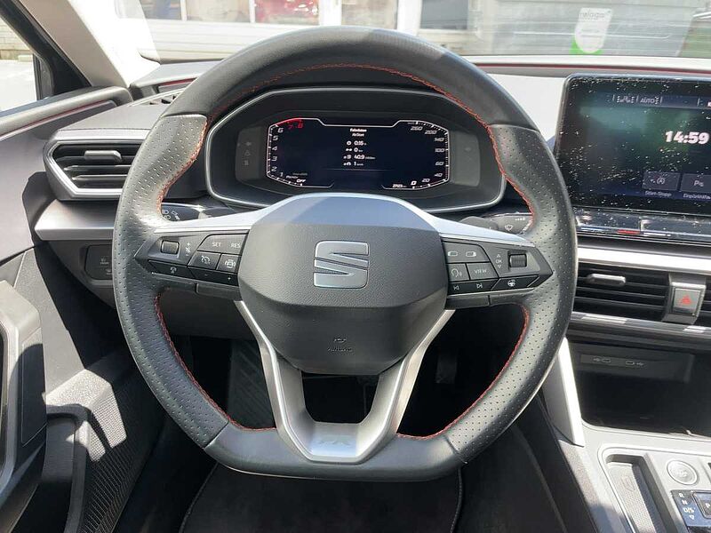 SEAT Leon 1.0 eTSI FR AHK Navi ACC Virt LED CarPlay