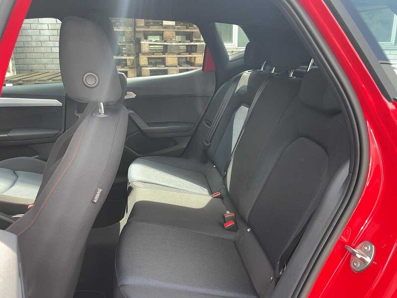 SEAT Arona 1.0 TSI FR Navi Virt LED PDC CarPlay