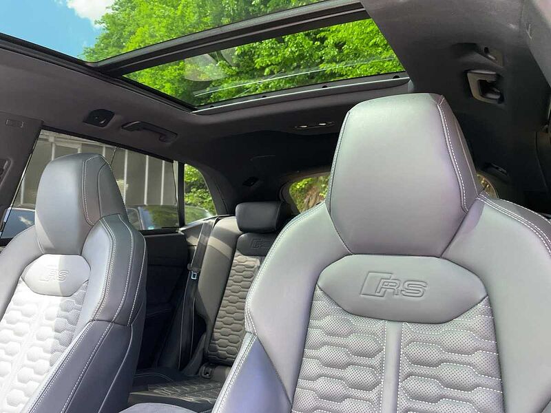 Audi RSQ8 4.0 quattro TFSI ACC AHK Navi PDC HUD Sth