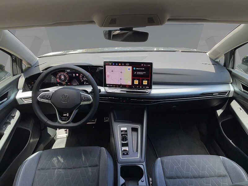 Volkswagen Golf VIII 1.5 eTSI W Goal AHK Navi ACC Virt LED