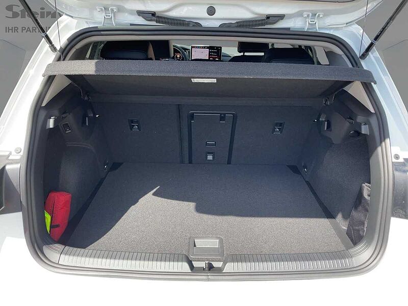 Volkswagen Golf VIII 1.5 eTSI W Goal AHK Navi ACC Virt LED