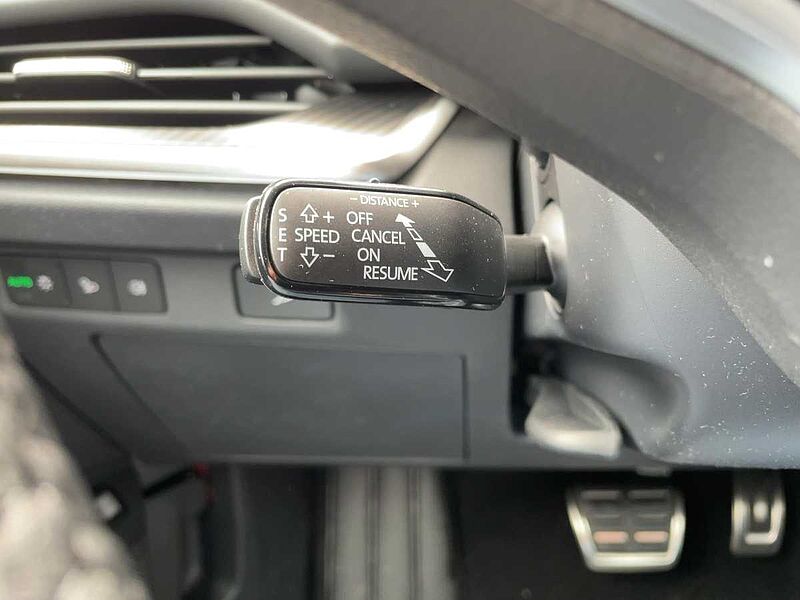 SKODA Enyaq 85 x 85x Sportline AHK ACC LED Navi HUD