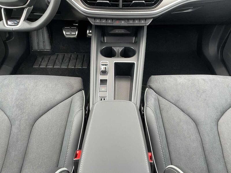 SKODA Enyaq Coupé 85 Spor tline AHK ACC LED Navi HUD