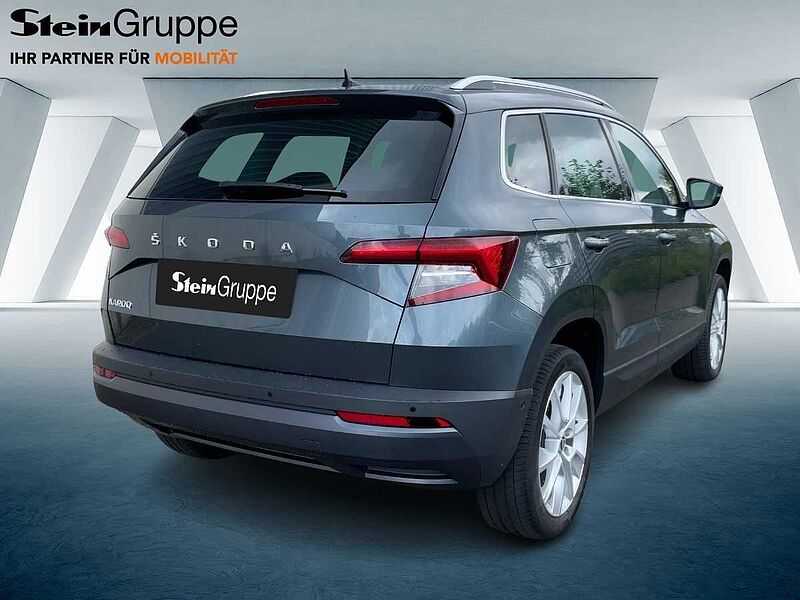 SKODA Karoq 1.5 TSI ACT Clever AHK Navi ACC Virt LED