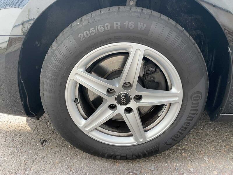 Audi A4 35 2.0 TDI Avant AHK Navi LED PDC S tronic basis