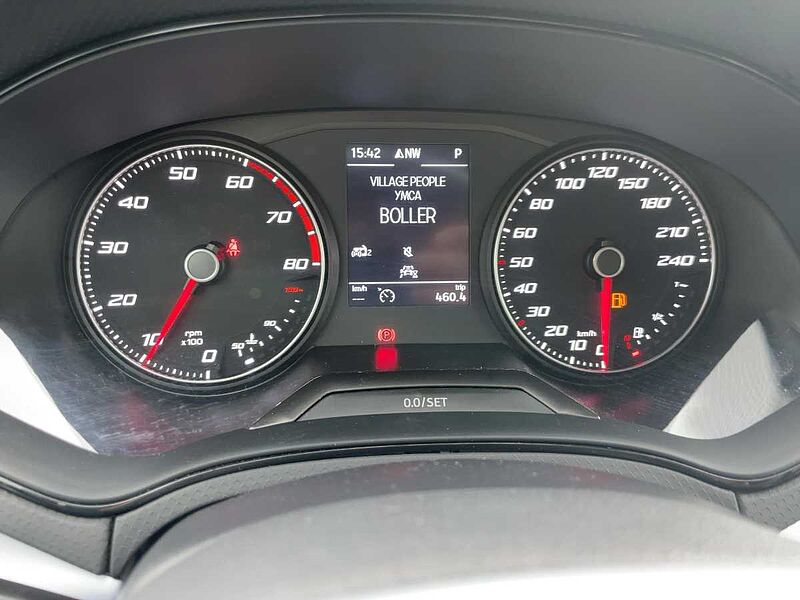 SEAT Arona 1.0 TSI FR Navi Virt LED PDC CarPlay