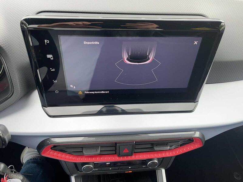 SEAT Arona 1.0 TSI FR Navi Virt LED PDC CarPlay