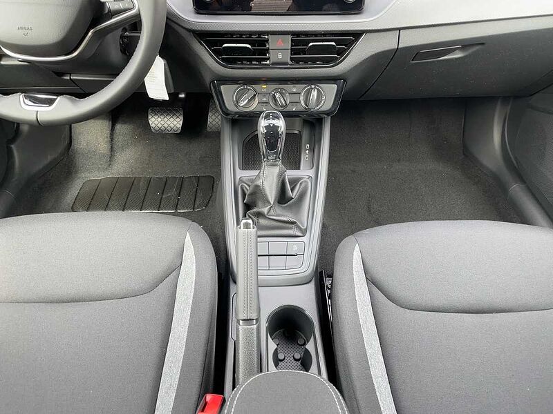 SKODA Kamiq 1.0 TSI Essence Virt LED Black PDC