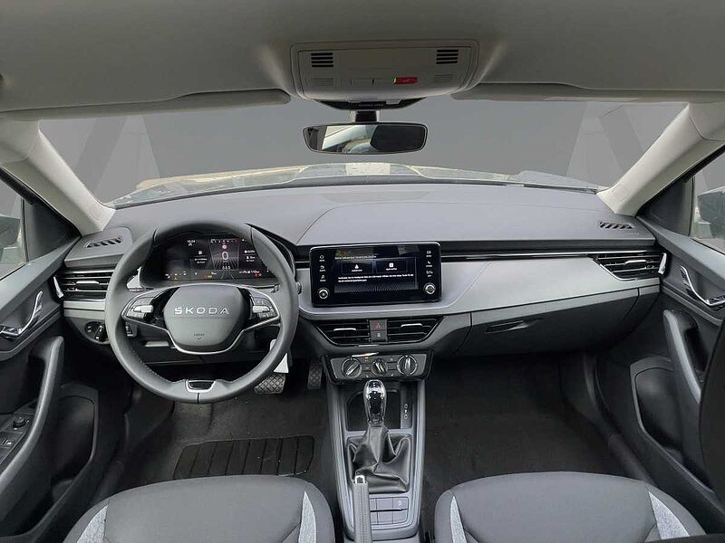 SKODA Kamiq 1.0 TSI Essence Virt LED Black PDC