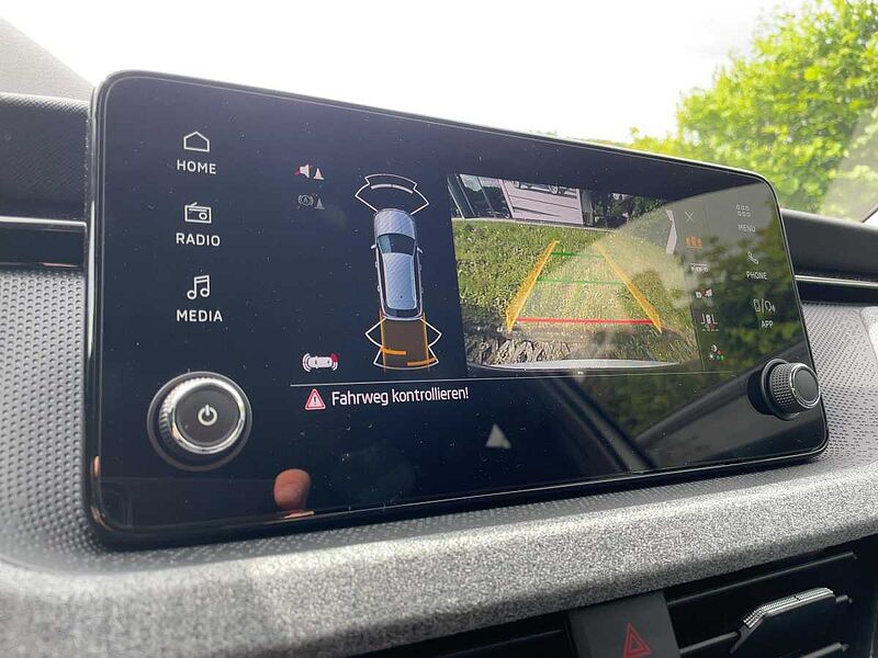 SKODA Kamiq 1.0 TSI Selection LED PDC Matrix Kamera