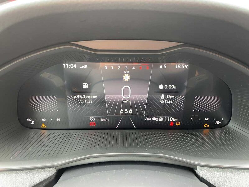 SKODA Kamiq 1.0 TSI Selection LED PDC Matrix Kamera