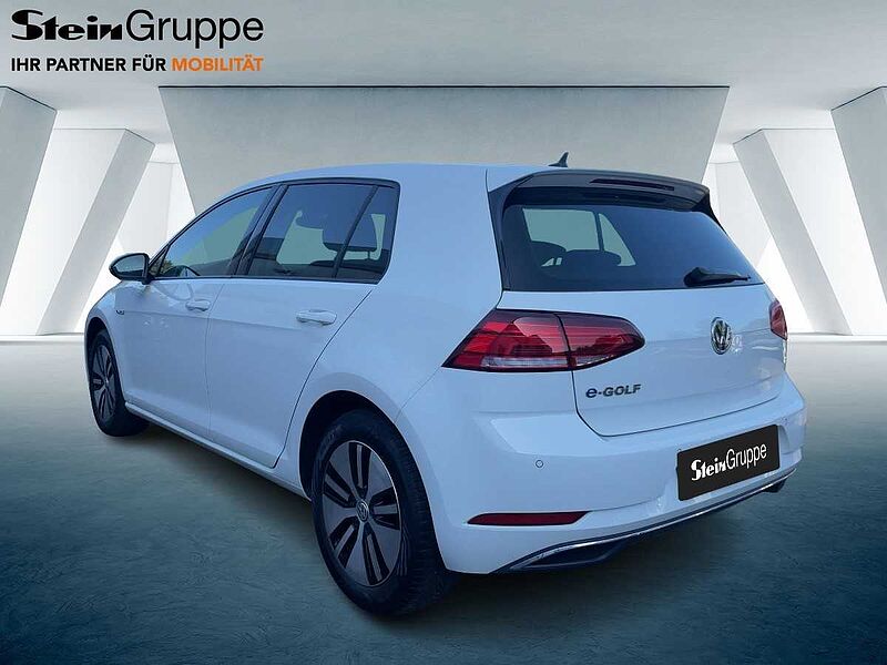 Volkswagen Golf VII e-Golf Navi LED PDC Kamera
