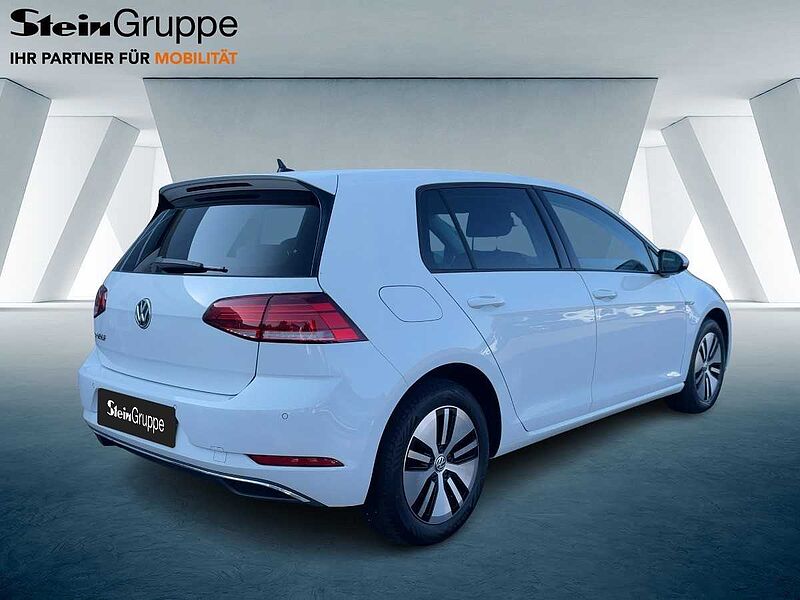 Volkswagen Golf VII e-Golf Navi LED PDC Kamera