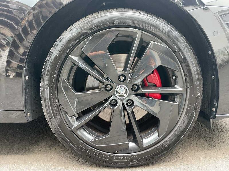 SKODA Octavia Combi 2.0 TDI RS Navi ACC Virt LED PDC