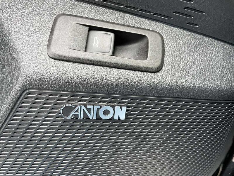 SKODA Octavia Combi 2.0 TDI RS Navi ACC Virt LED PDC