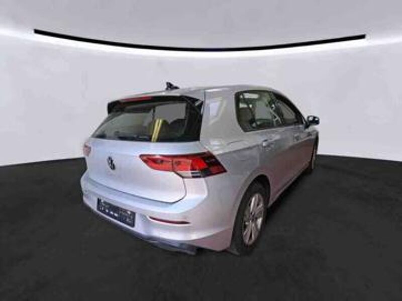 Volkswagen Golf VIII 2.0 TDI Life Navi ACC Virt LED PDC