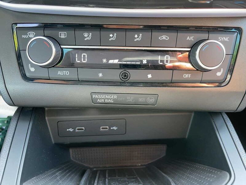 SEAT Ibiza 1.0 TSI FR Navi ACC Virt LED PDC CarPlay