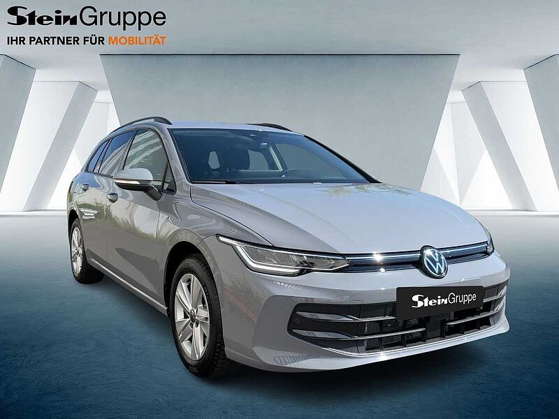 Volkswagen Golf VIII Variant 1.5 eTSI 85 kW Life ACC Virt