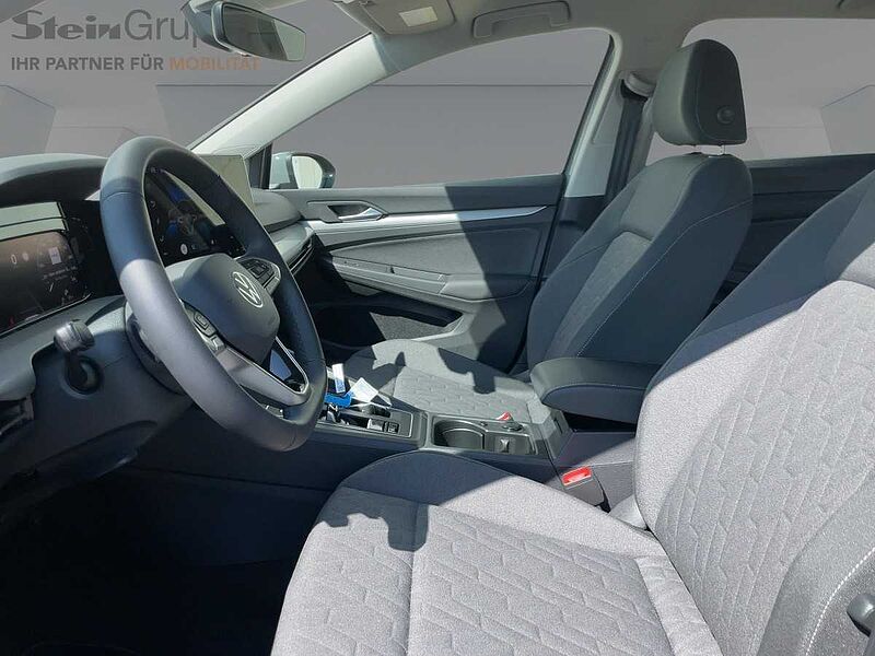 Volkswagen Golf VIII Variant 1.5 eTSI 85 kW Life ACC Virt
