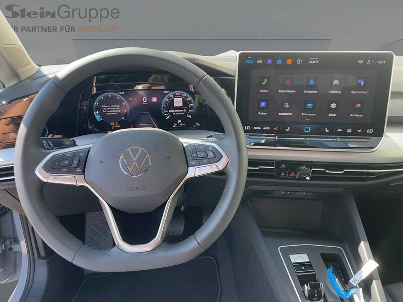 Volkswagen Golf VIII Variant 1.5 eTSI 85 kW Life ACC Virt