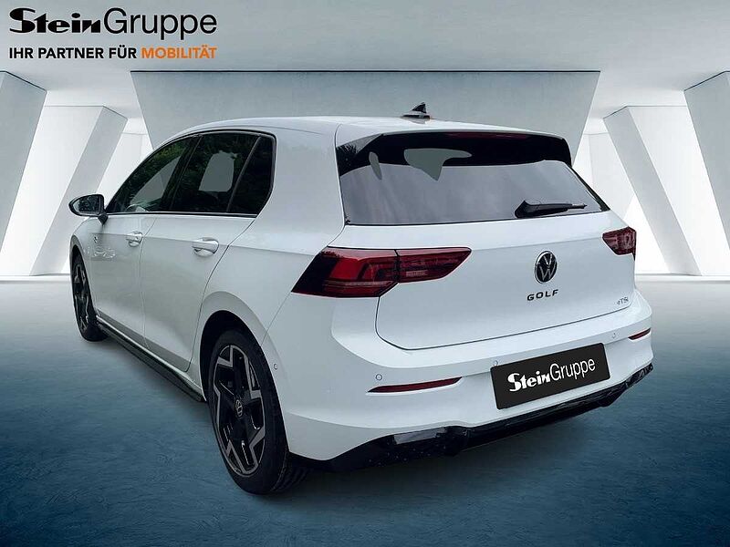 Volkswagen Golf VIII 1.5 eTSI W R-Line AHK ACC Virt Navi