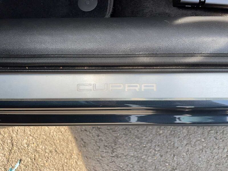 CUPRA Formentor 1.4 VZ Navi ACC Virt LED PDC Hyb.