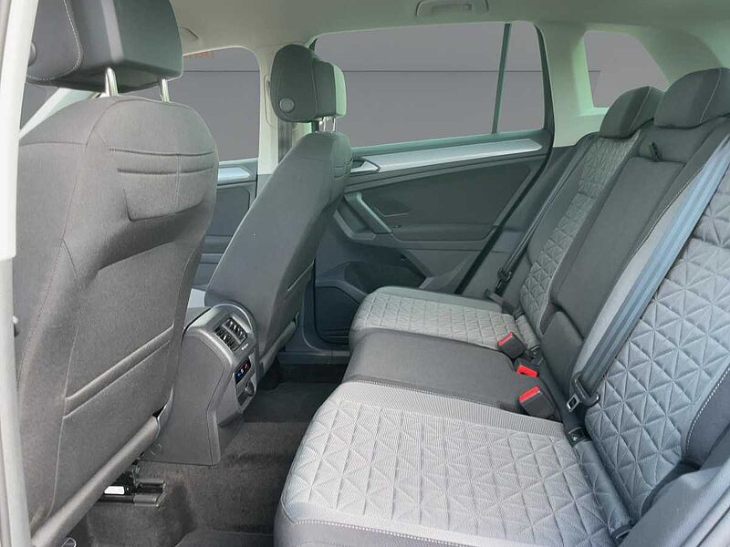 Volkswagen Tiguan 1.5 TSI BMT Life Navi ACC LED CarPlay