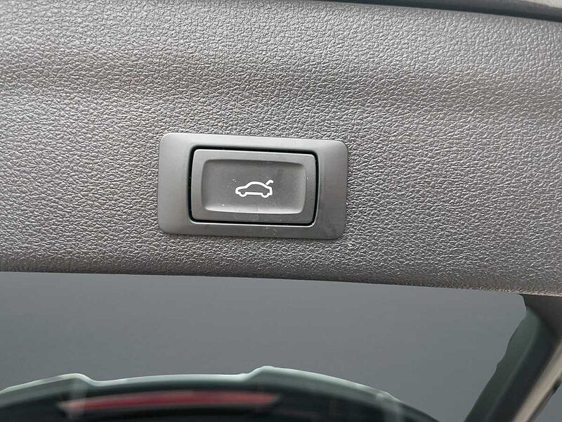 Audi A6 55 3.0 TFSI quattro Avant Sline Virt Navi S sport